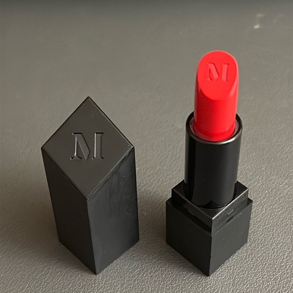 Morphe Other - Morphe Cream Lipstick in Hotshot NEW